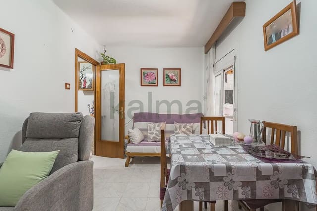Piso de 3 habitaciones en Santa Coloma de Gramenet en venta - 55.186 € (Ref: 9981115)