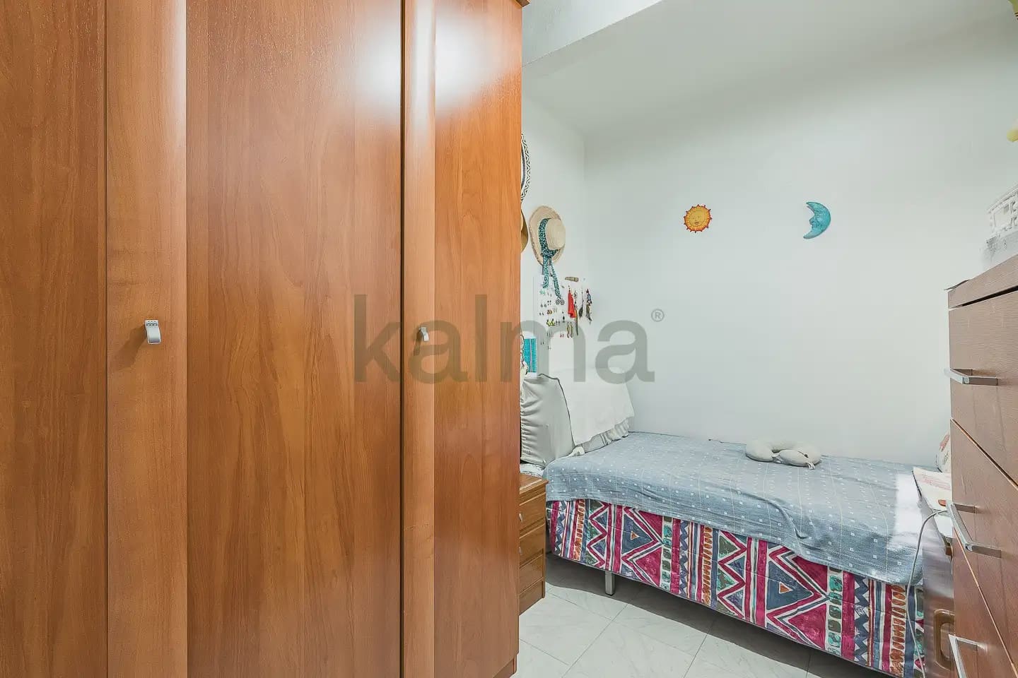 Piso de 3 habitaciones en Santa Coloma de Gramenet en venta - 55.186 € (Ref: 9981115)