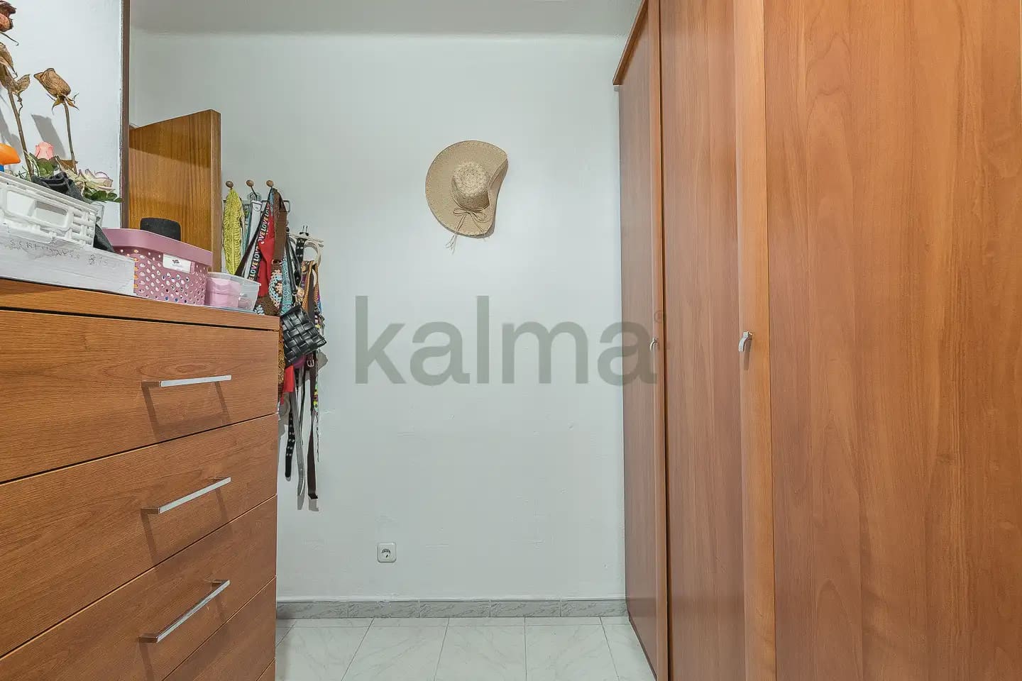 Piso de 3 habitaciones en Santa Coloma de Gramenet en venta - 55.186 € (Ref: 9981115)