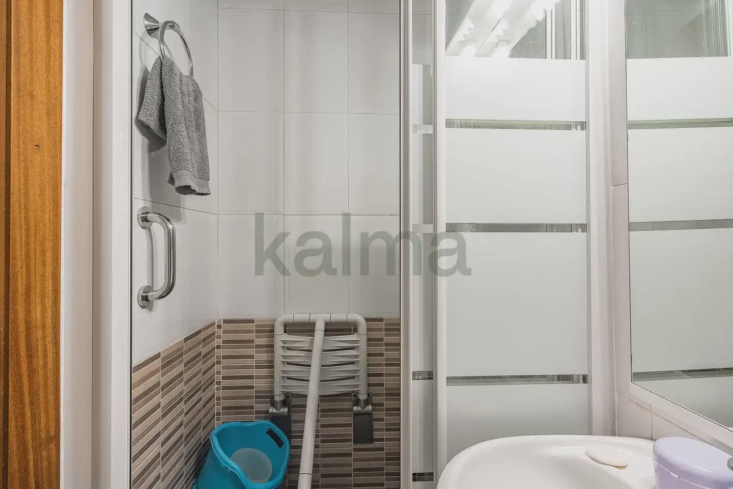 Piso de 3 habitaciones en Santa Coloma de Gramenet en venta - 55.186 € (Ref: 9981115)