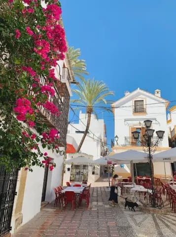 4 soverom Villa til salgs i Sierra Blanca, Marbella med svømmebasseng garasje - € 3 175 000 (Ref: 9981117)