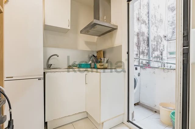 3 soveværelse Lejlighed til salg i Badalona - € 87.337 (Ref: 9981121)