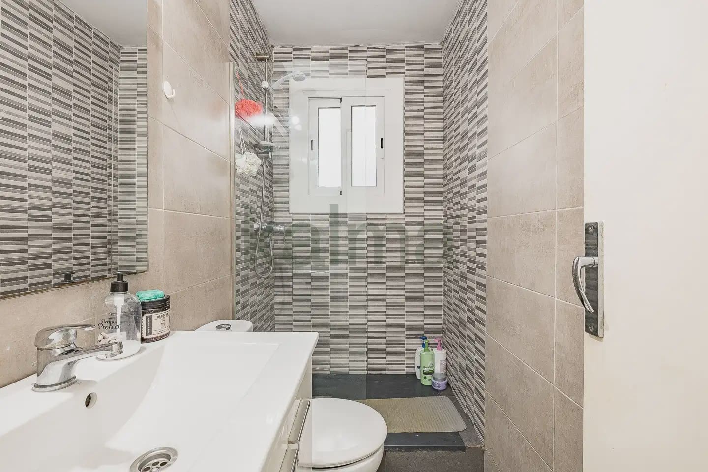 3 slaapkamer Flat te koop in Badalona - € 87.337 (Ref: 9981121)