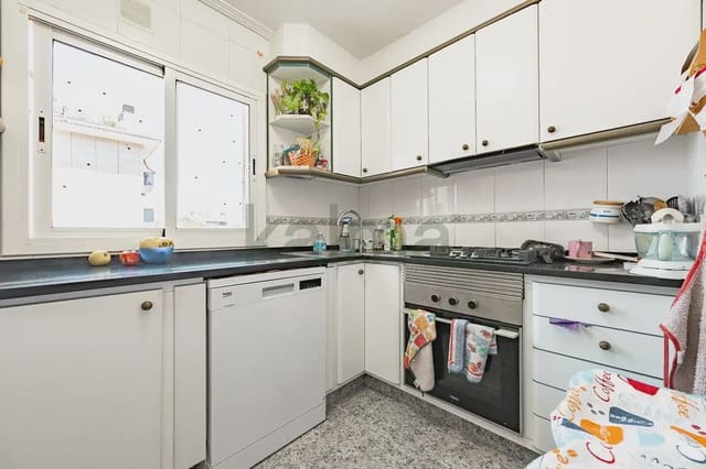 3 Zimmer Wohnung zu verkaufen in Pineda de Mar - 70.000 € (Ref: 9981124)