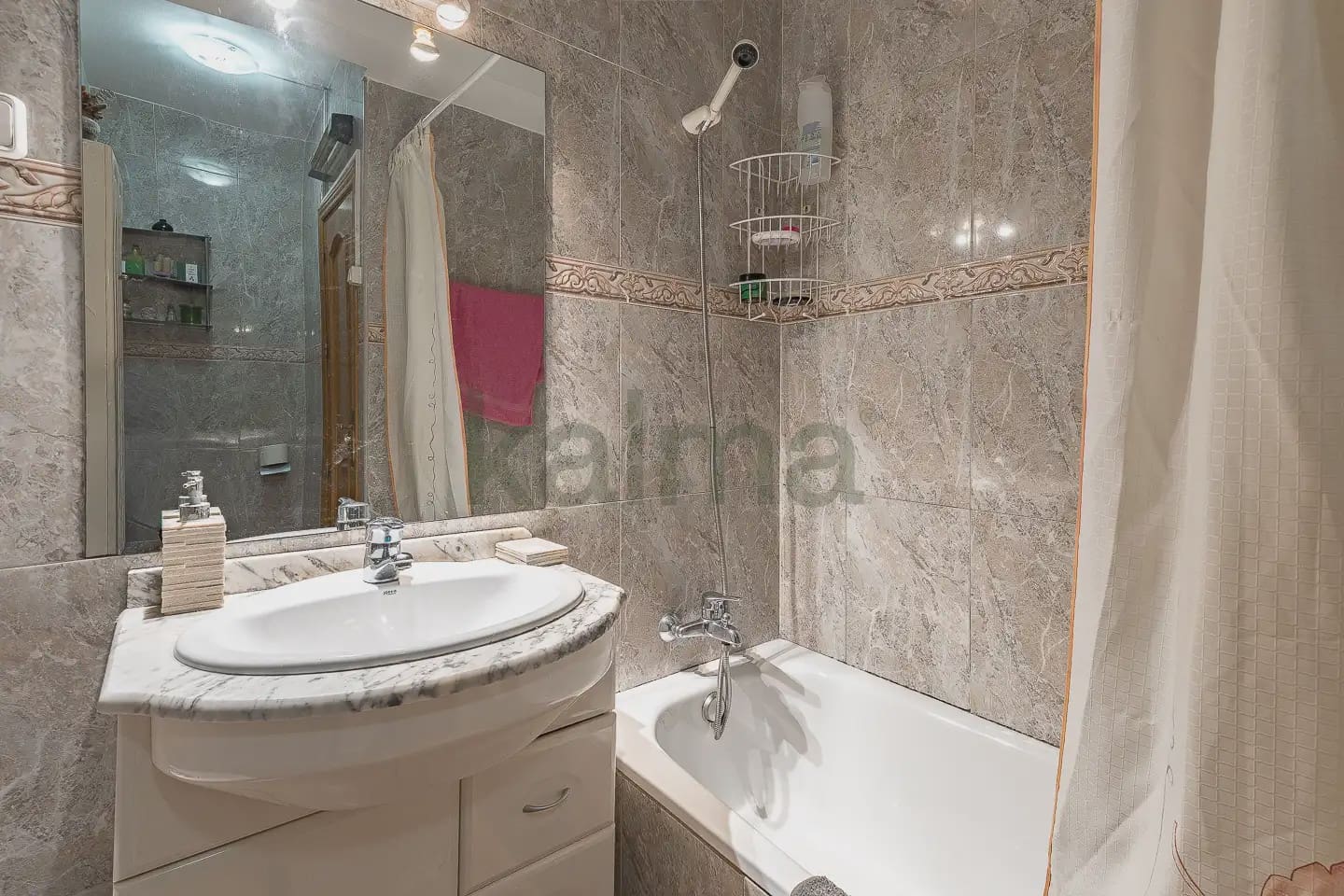 2 Zimmer Wohnung zu verkaufen in Madrid Stadt - 297.193 € (Ref: 9981125)