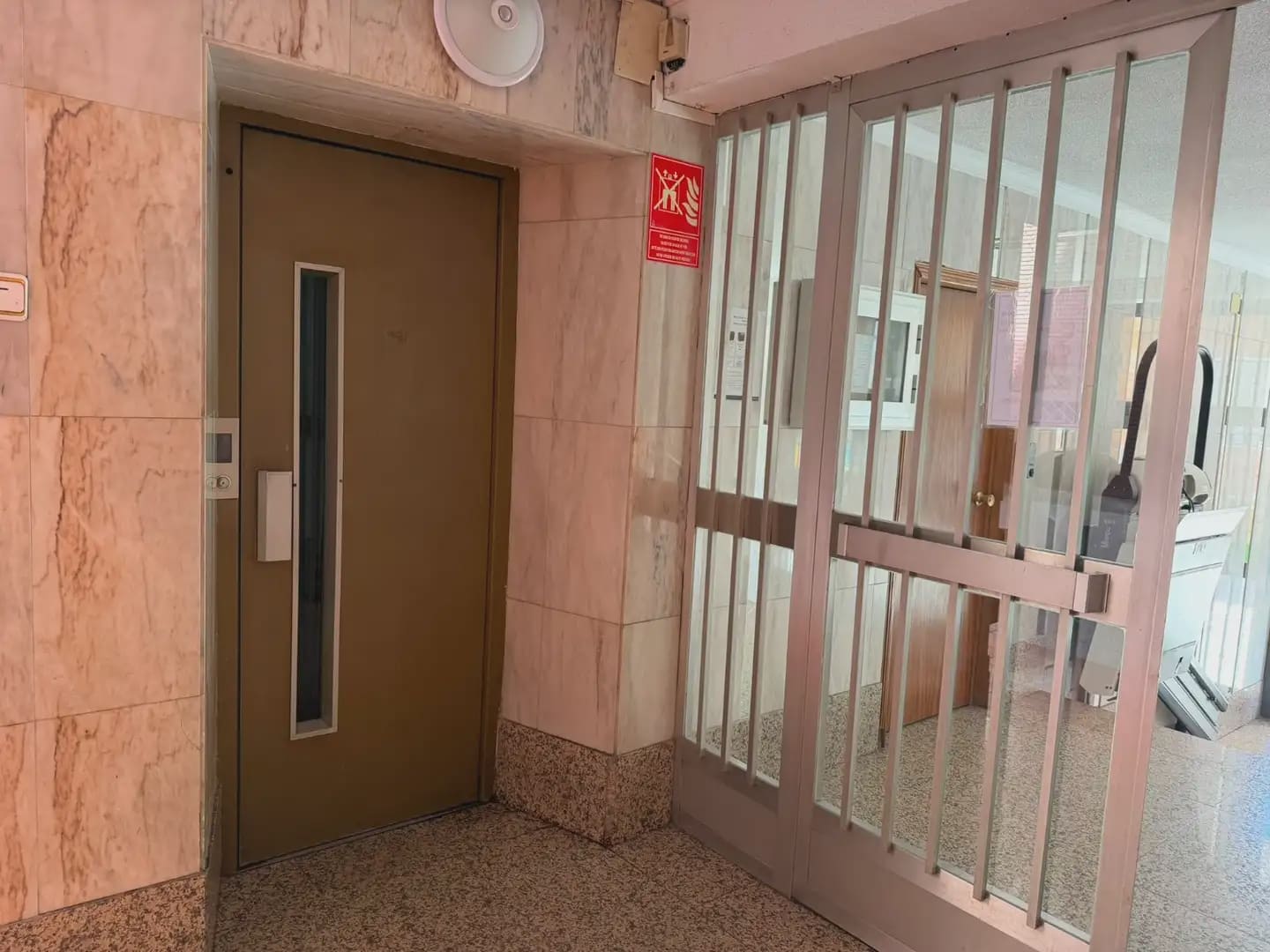 2 Zimmer Wohnung zu verkaufen in Madrid Stadt - 130.000 € (Ref: 9981128)
