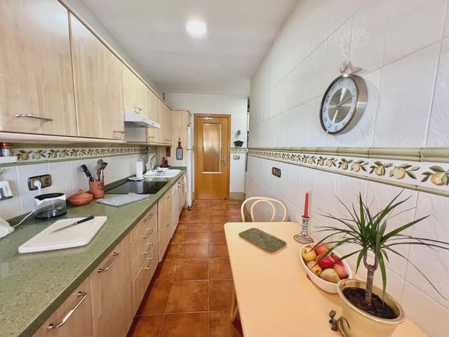 3 soveværelse Lejlighed til salg i Torremolinos med swimmingpool garage - € 370.000 (Ref: 9981129)