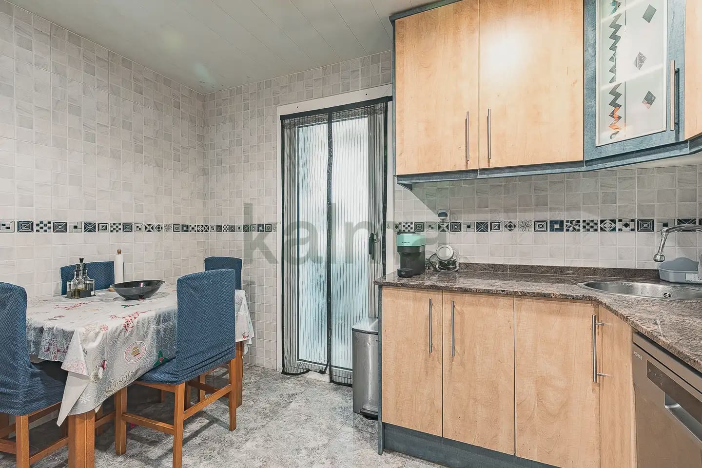 Piso de 3 habitaciones en Barcelona ciudad en venta - 260.274 € (Ref: 9981130)