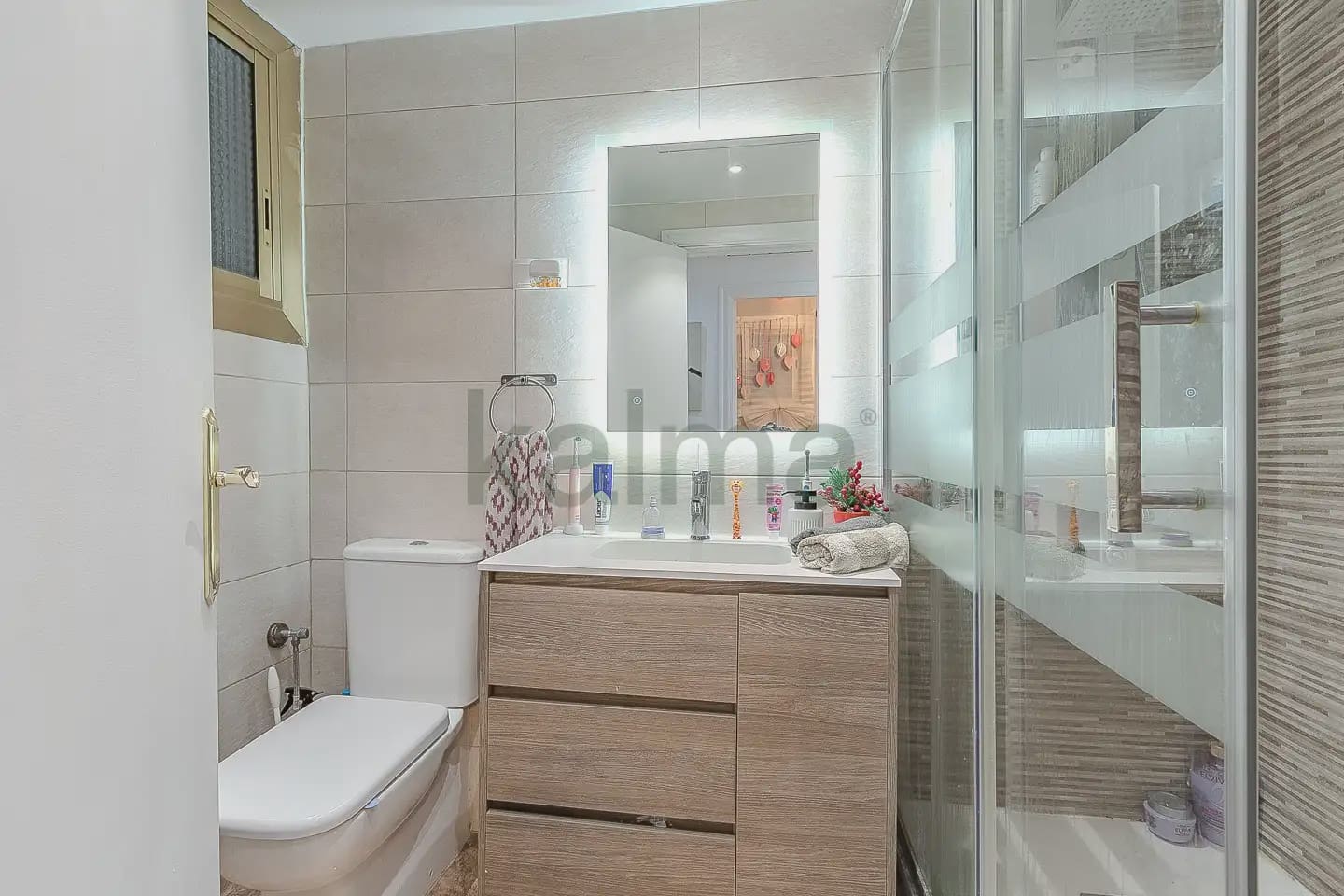 Piso de 3 habitaciones en Barcelona ciudad en venta - 260.274 € (Ref: 9981130)