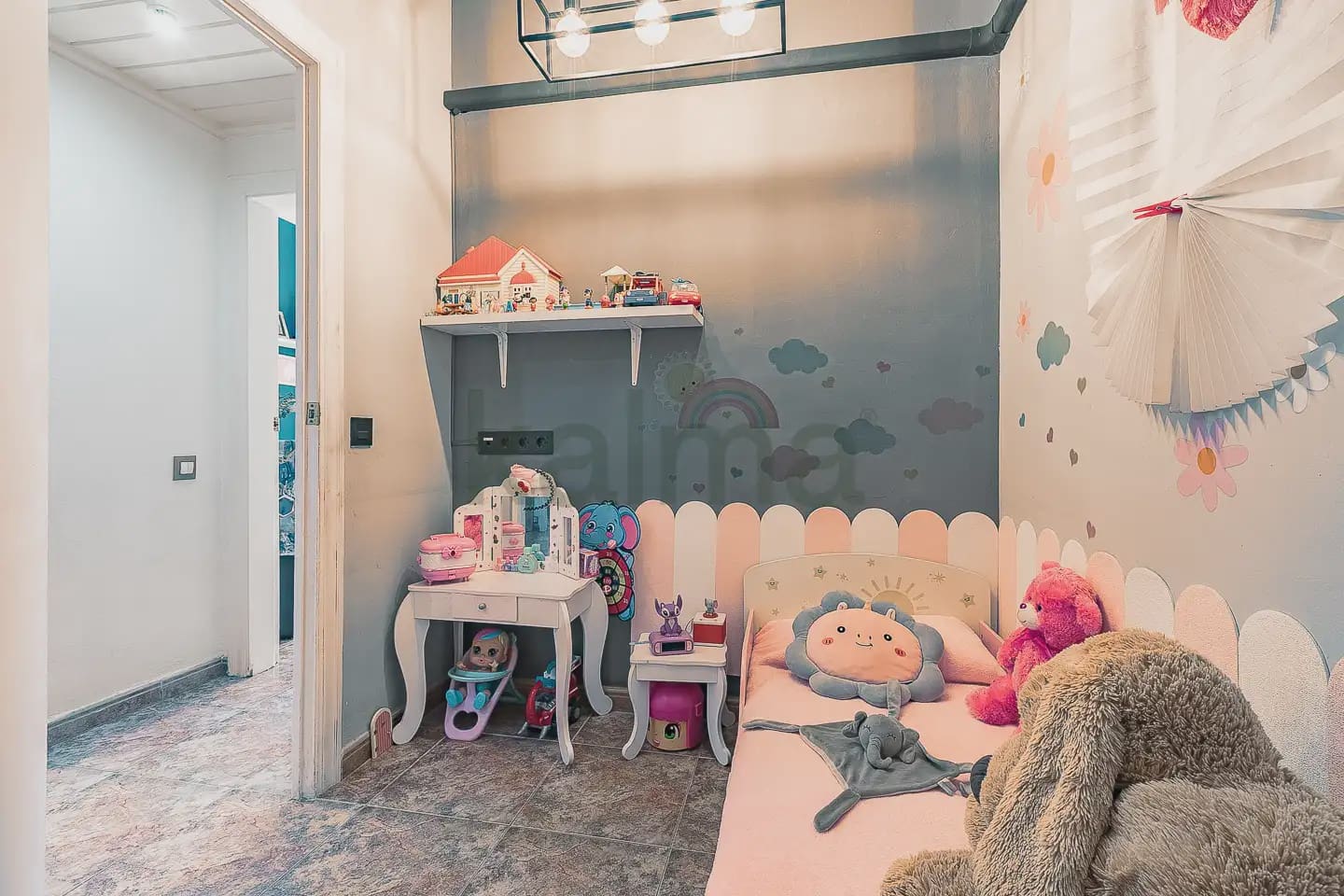 Piso de 3 habitaciones en Barcelona ciudad en venta - 260.274 € (Ref: 9981130)