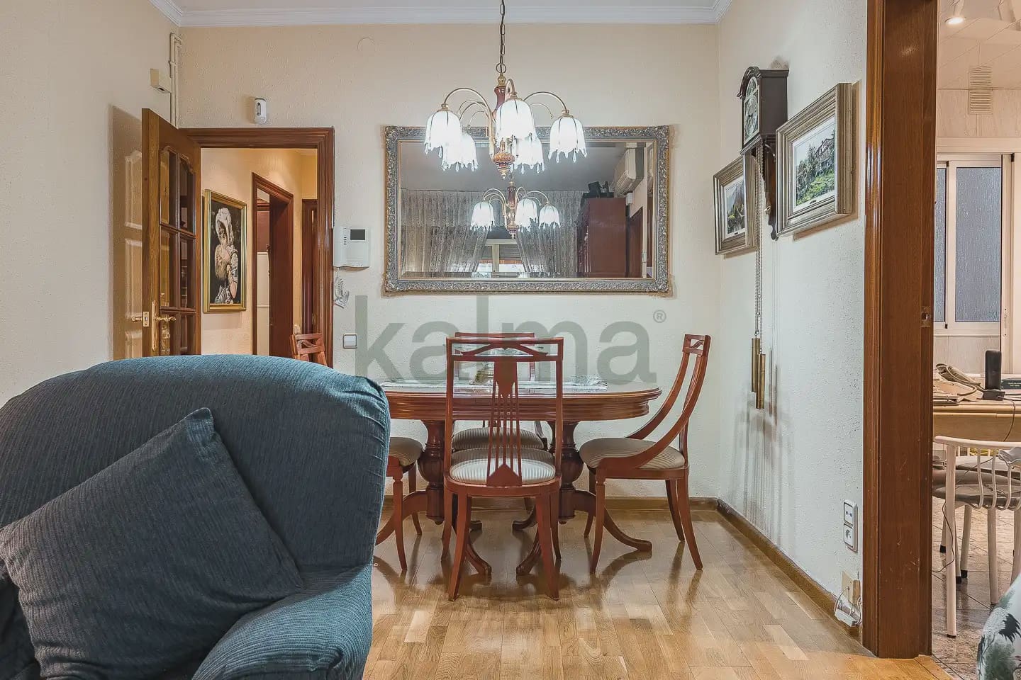 Piso de 3 habitaciones en Barcelona ciudad en venta con garaje - 190.612 € (Ref: 9981131)