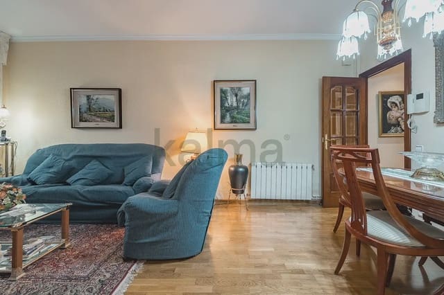 Piso de 3 habitaciones en Sants, Barcelona ciudad en venta con garaje - 190.612 € (Ref: 9981131)