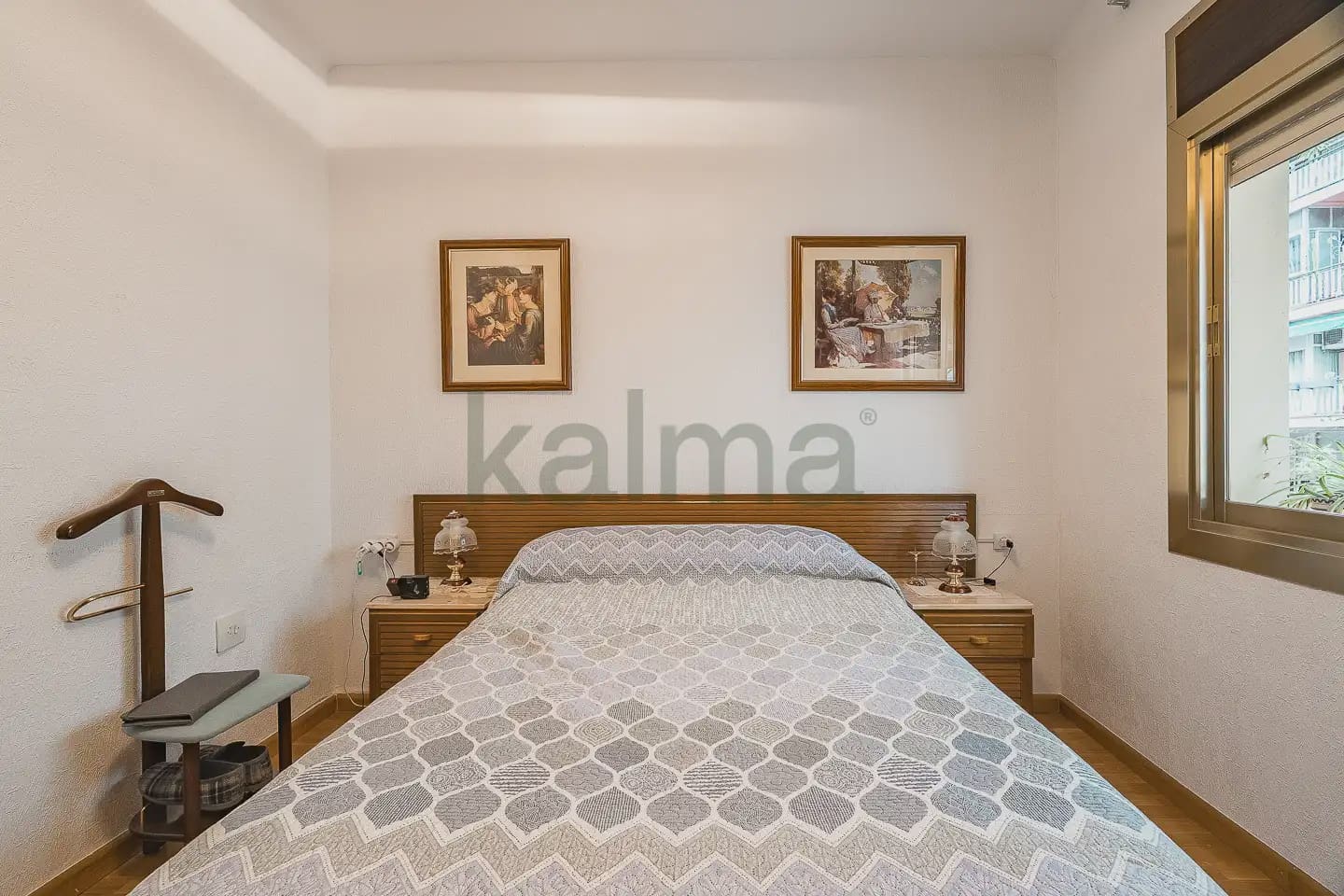 Piso de 3 habitaciones en Barcelona ciudad en venta con garaje - 190.612 € (Ref: 9981131)