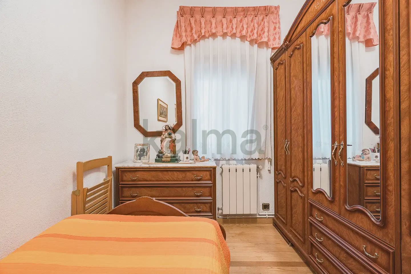 Piso de 3 habitaciones en Barcelona ciudad en venta con garaje - 190.612 € (Ref: 9981131)