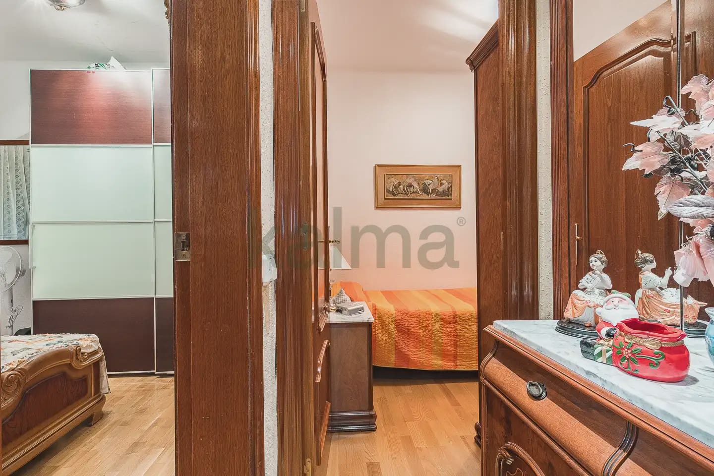 Piso de 3 habitaciones en Barcelona ciudad en venta con garaje - 190.612 € (Ref: 9981131)