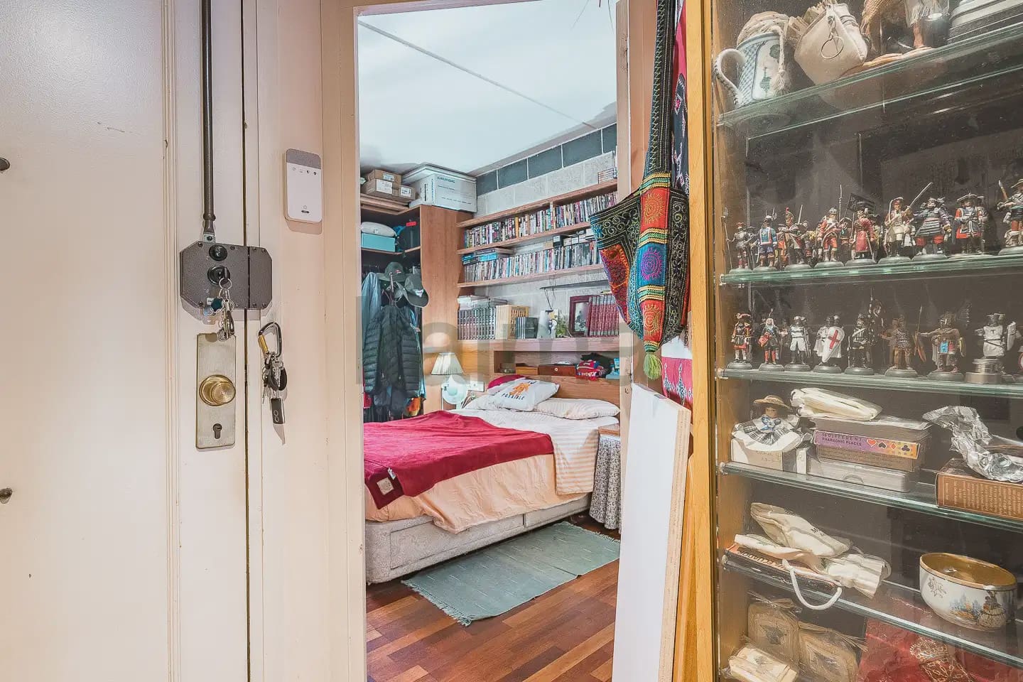 1 bedroom Flat for sale in Barcelona city - € 60,000 (Ref: 9981133)