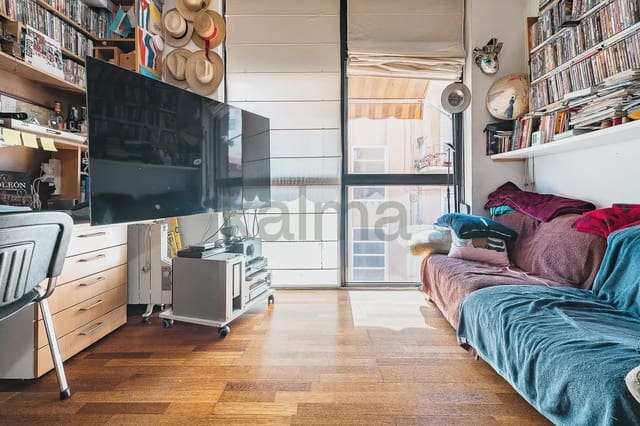 1 soveværelse Lejlighed til salg i El Camp d'en Grassot i Gràcia Nova, Barcelona by - € 60.000 (Ref: 9981133)