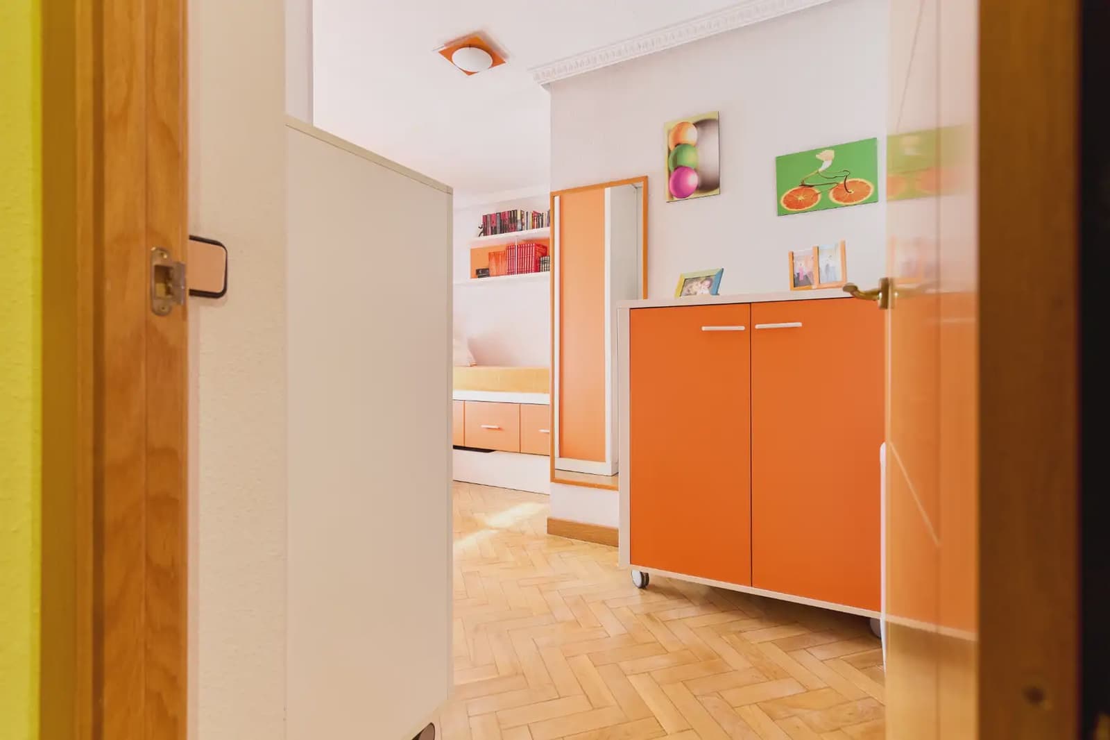4 soveværelse Lejlighed til salg i Pinto med garage - € 155.000 (Ref: 9981135)