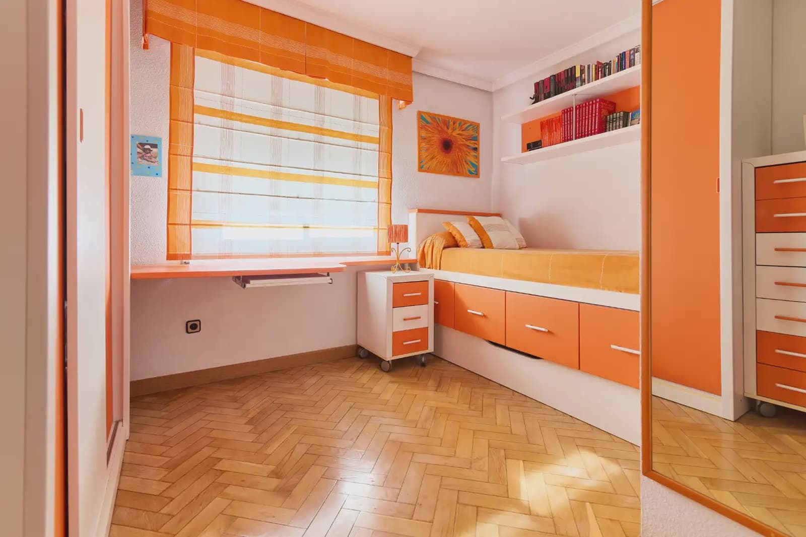 4 soveværelse Lejlighed til salg i Pinto med garage - € 155.000 (Ref: 9981135)
