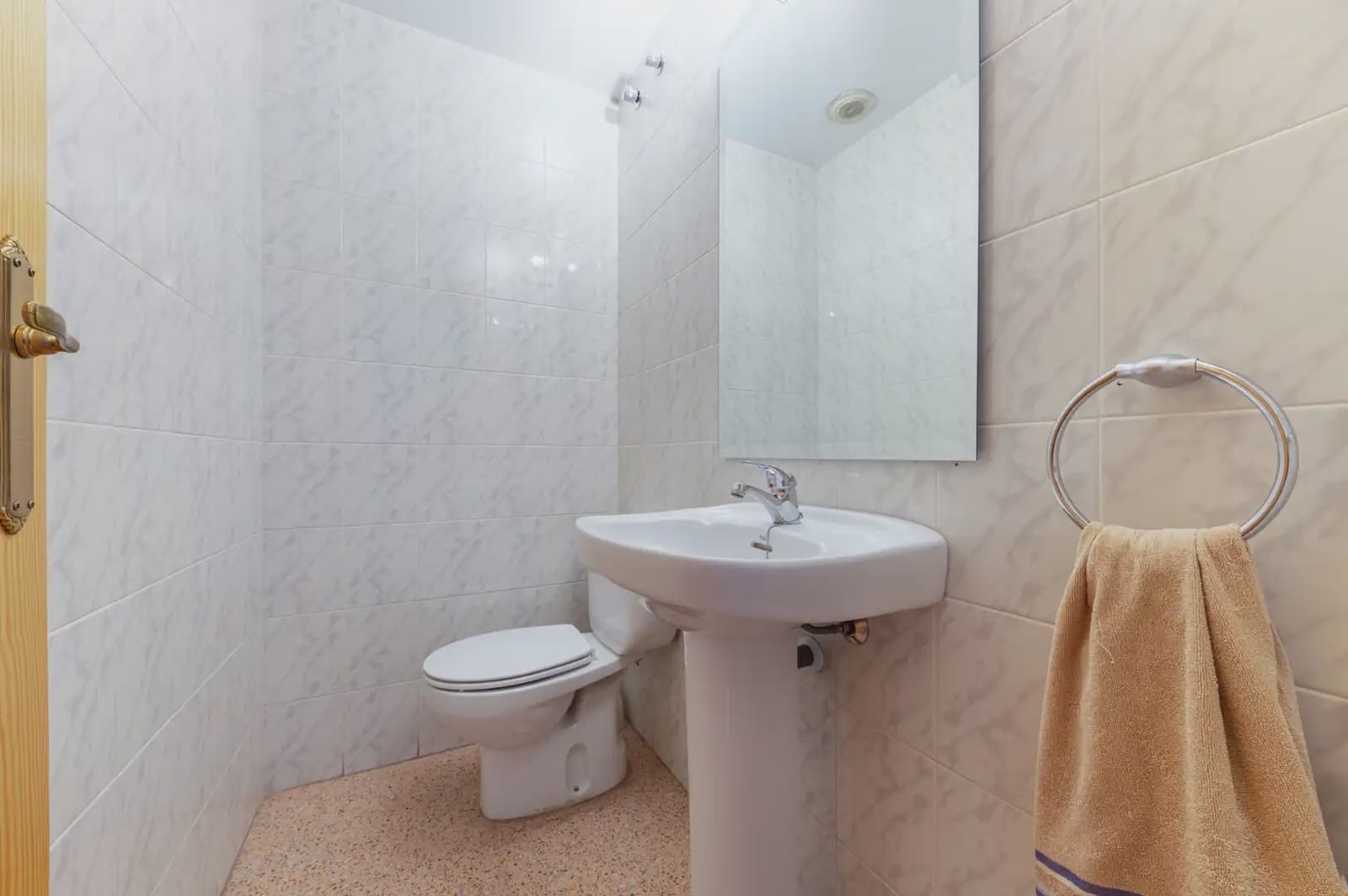 Piso de 3 habitaciones en Ibi en venta con garaje - 77.213 € (Ref: 9981136)