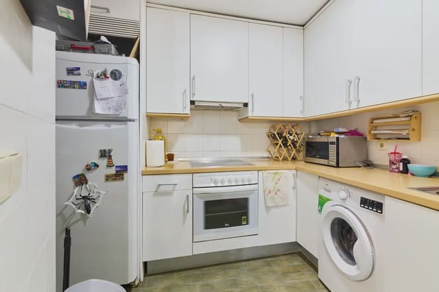 Studio til salg i Almendrales, Madrid by - € 85.955 (Ref: 9981137)