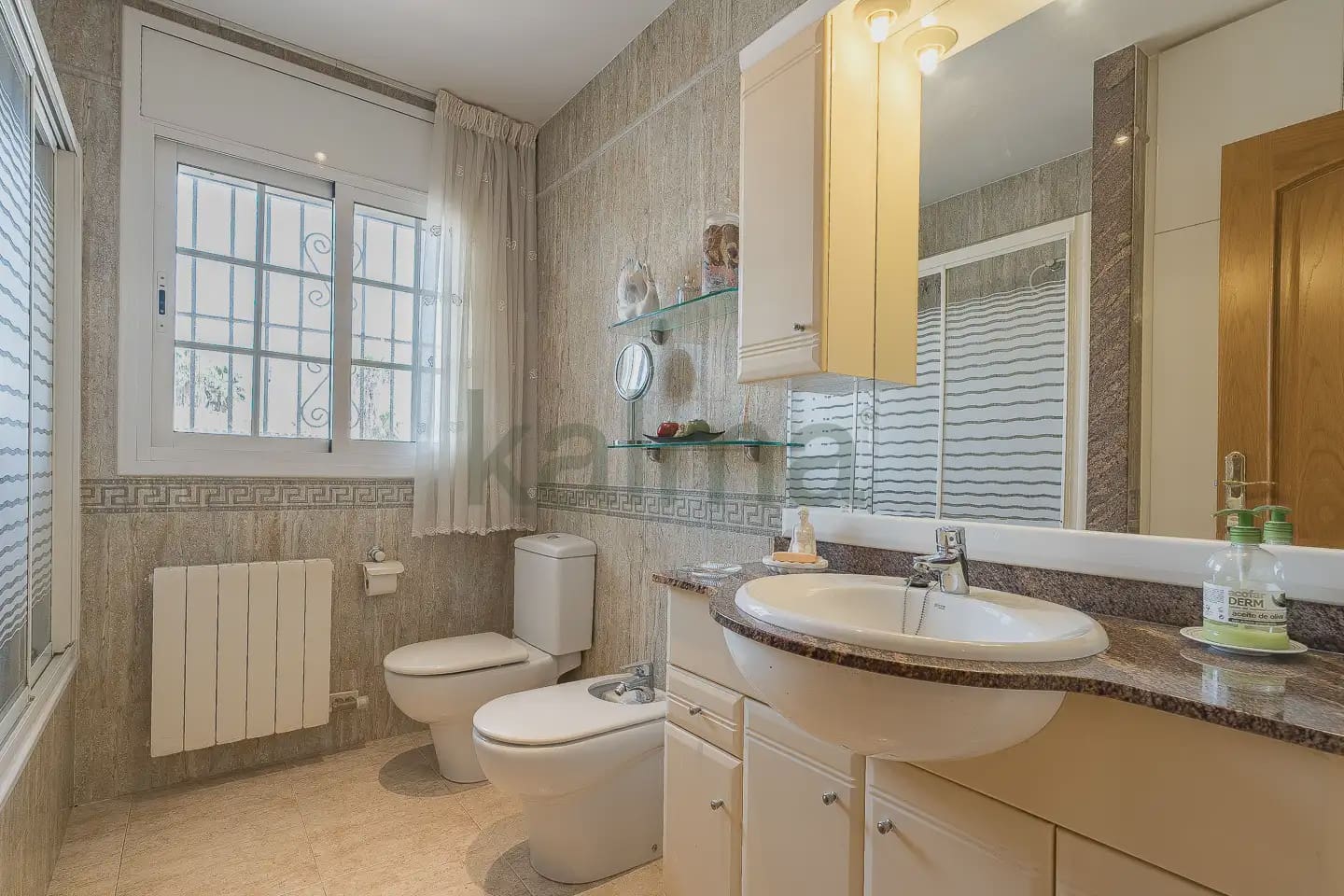 4 soveværelse Semi-Rækkehus til salg i Cunit med swimmingpool garage - € 290.000 (Ref: 9981138)