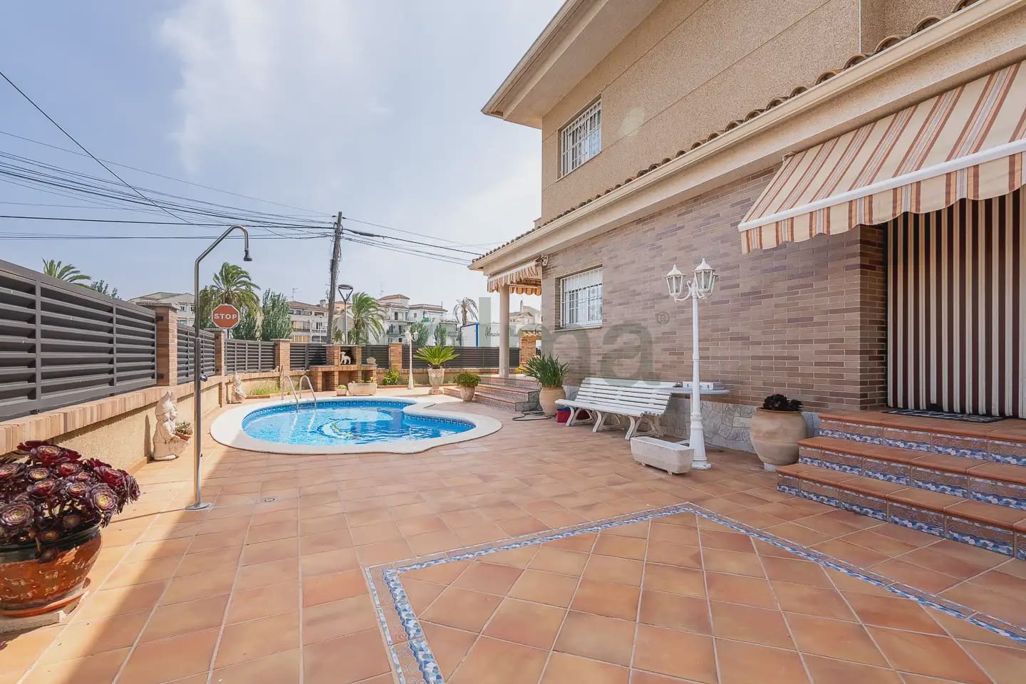 4 soveværelse Semi-Rækkehus til salg i Cunit med swimmingpool garage - € 290.000 (Ref: 9981138)