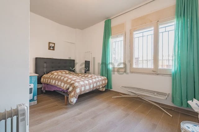 Piso de 2 habitaciones en Gavà en venta - 110.000 € (Ref: 9981142)