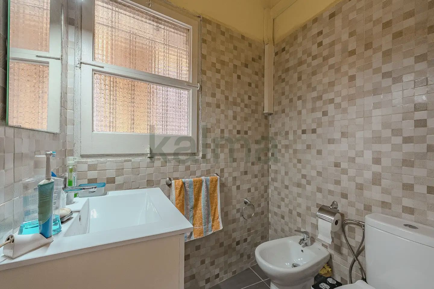 Piso de 2 habitaciones en Gavà en venta - 110.000 € (Ref: 9981142)