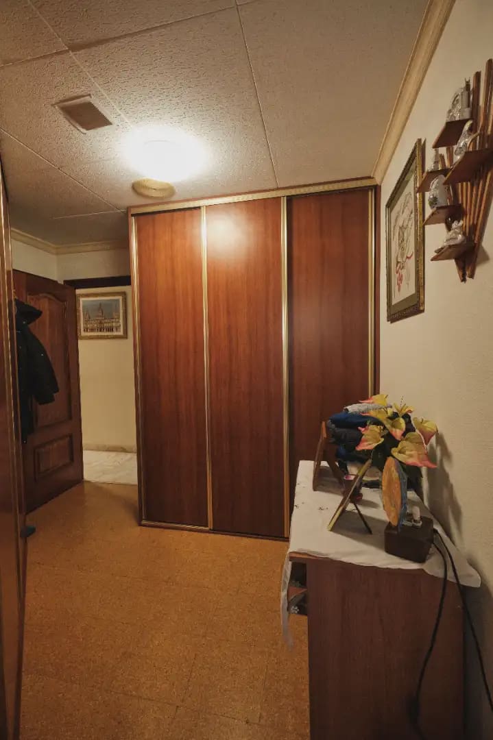 4 Zimmer Wohnung zu verkaufen in A Coruna Stadt - 135.000 € (Ref: 9981145)