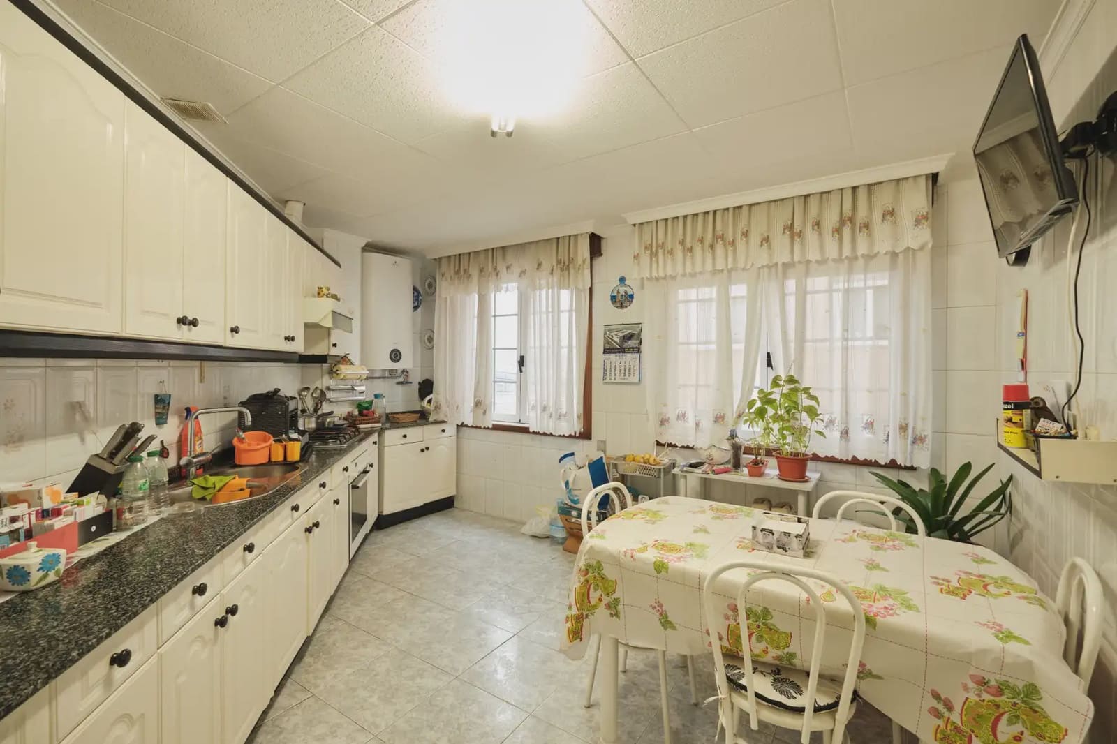 4 Zimmer Wohnung zu verkaufen in A Coruna Stadt - 135.000 € (Ref: 9981145)