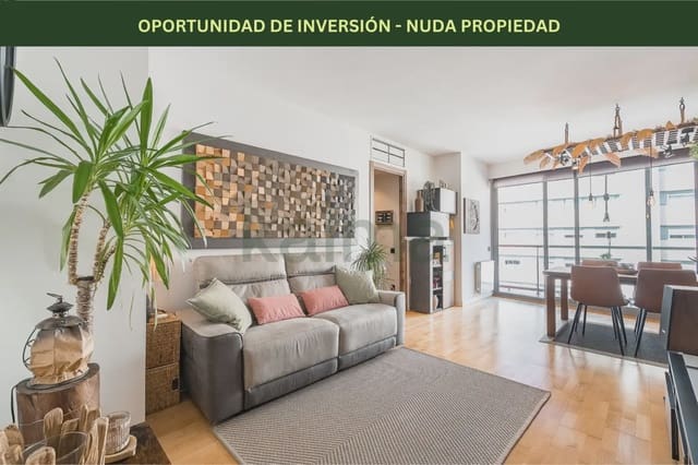 3 bedroom Flat for sale in Badalona with pool - € 320,285 (Ref: 9981146)