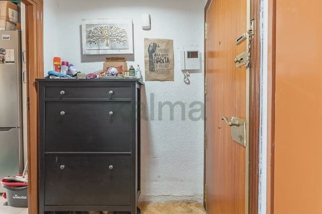 Piso de 3 habitaciones en Portazgo, Madrid ciudad en venta - 145.013 € (Ref: 9981149)