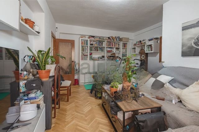 Piso de 3 habitaciones en Portazgo, Madrid ciudad en venta - 145.013 € (Ref: 9981149)