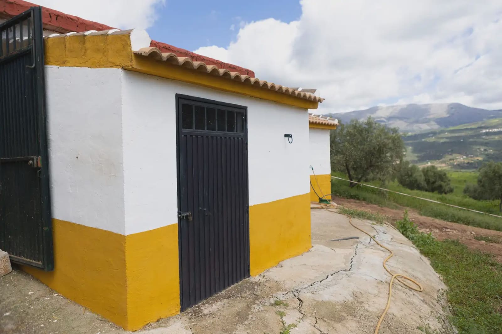 4 slaapkamer Flat te koop in Periana met zwembad garage - € 240.000 (Ref: 9981157)