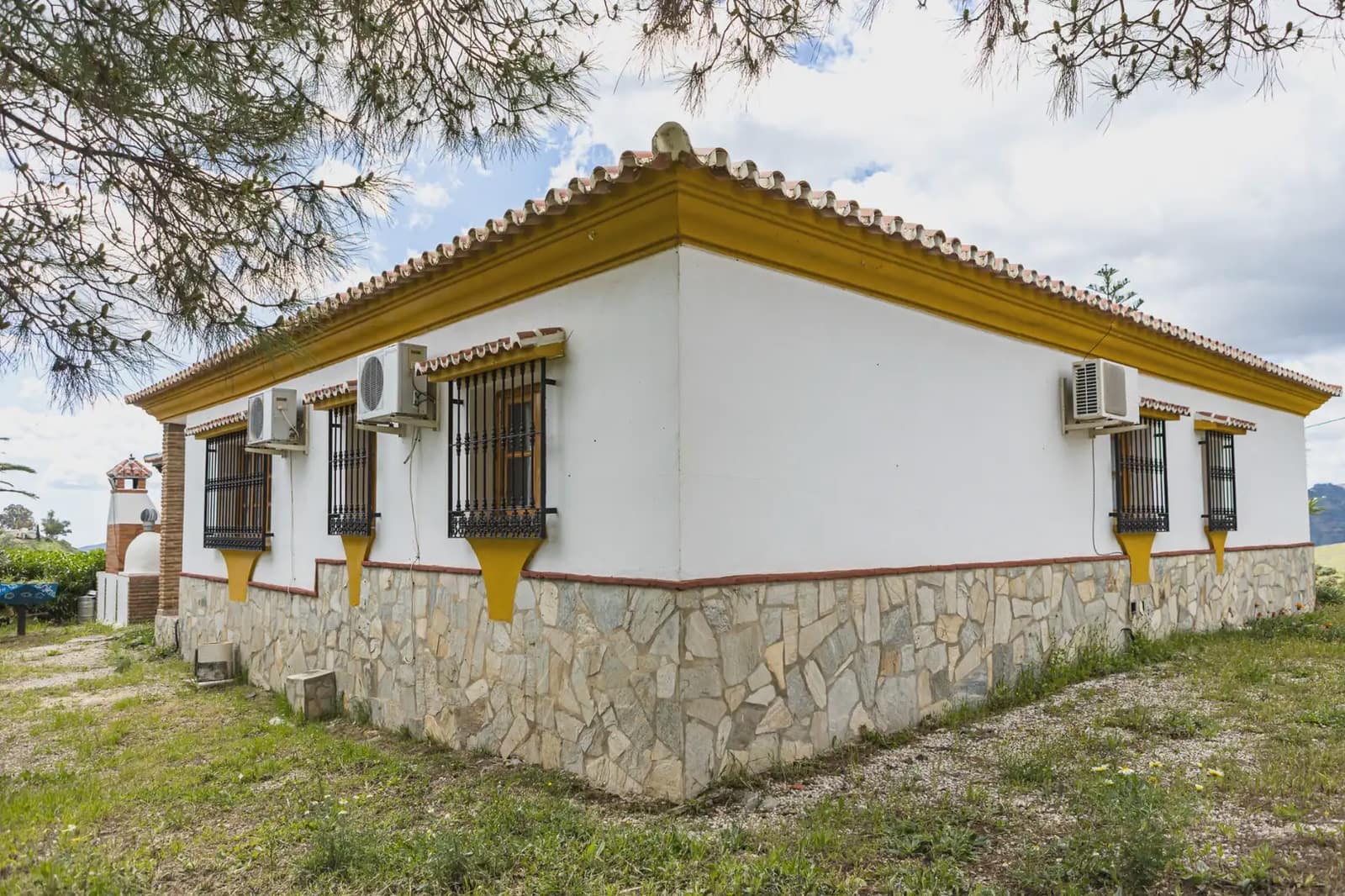 4 slaapkamer Flat te koop in Periana met zwembad garage - € 240.000 (Ref: 9981157)