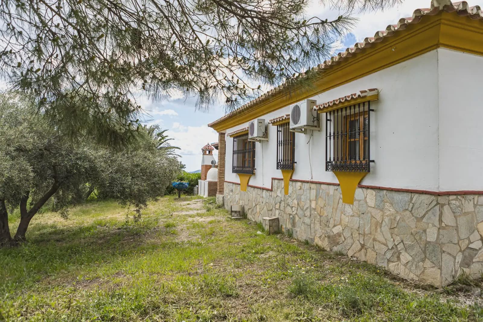 4 slaapkamer Flat te koop in Periana met zwembad garage - € 240.000 (Ref: 9981157)