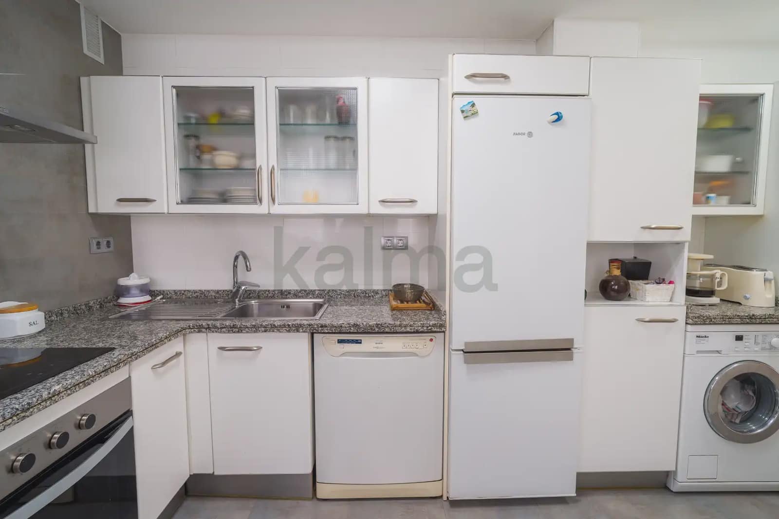 3 bedroom Flat for sale in Oviedo with garage - € 160,000 (Ref: 9981159)
