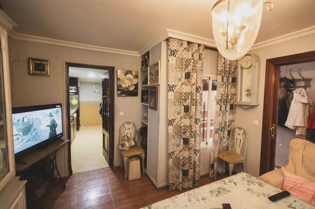 Casa de 3 habitaciones en Zumbacón-Gavilán, Córdoba ciudad en venta - 92.766 € (Ref: 9981160)