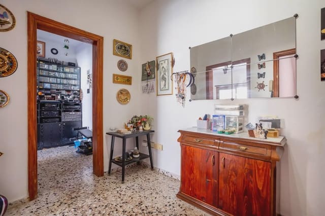 6 slaapkamer Huis te koop in San Cristóbal de La Laguna - € 306.456 (Ref: 9981161)