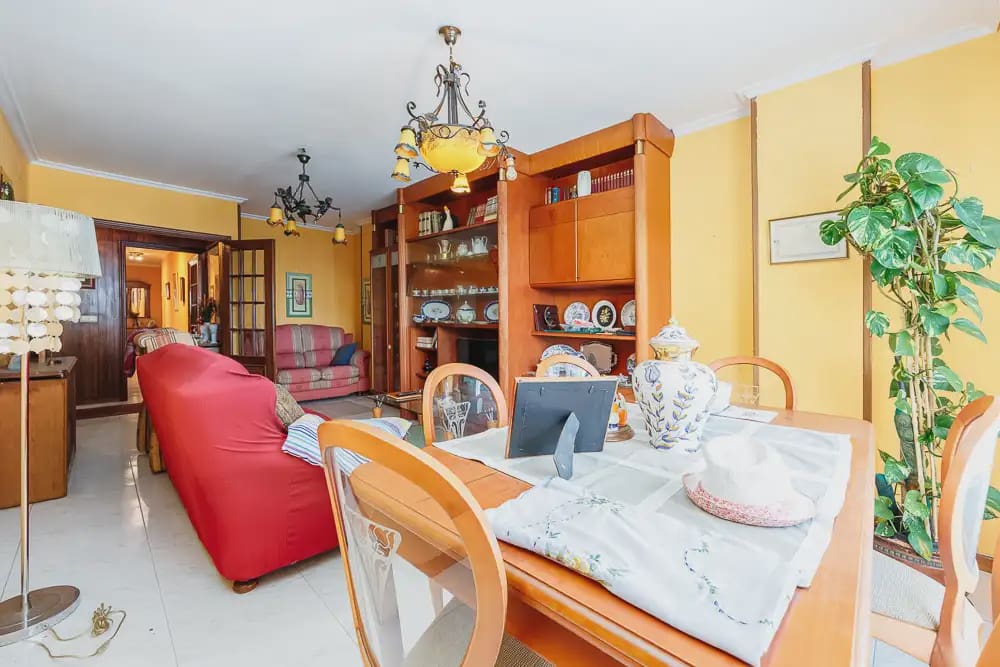 3 Zimmer Wohnung zu verkaufen in Poio - 127.991 € (Ref: 9981162)
