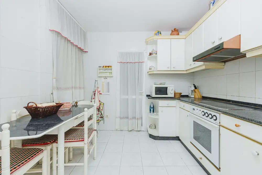 3 Zimmer Wohnung zu verkaufen in Poio - 127.991 € (Ref: 9981162)