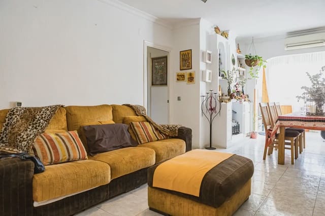 3 soverom Leilighet til salgs i Castillo Sohail, Fuengirola med svømmebasseng - € 115 366 (Ref: 9981165)