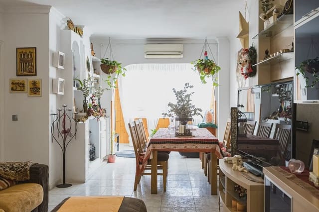 3 soverom Leilighet til salgs i Castillo Sohail, Fuengirola med svømmebasseng - € 115 366 (Ref: 9981165)