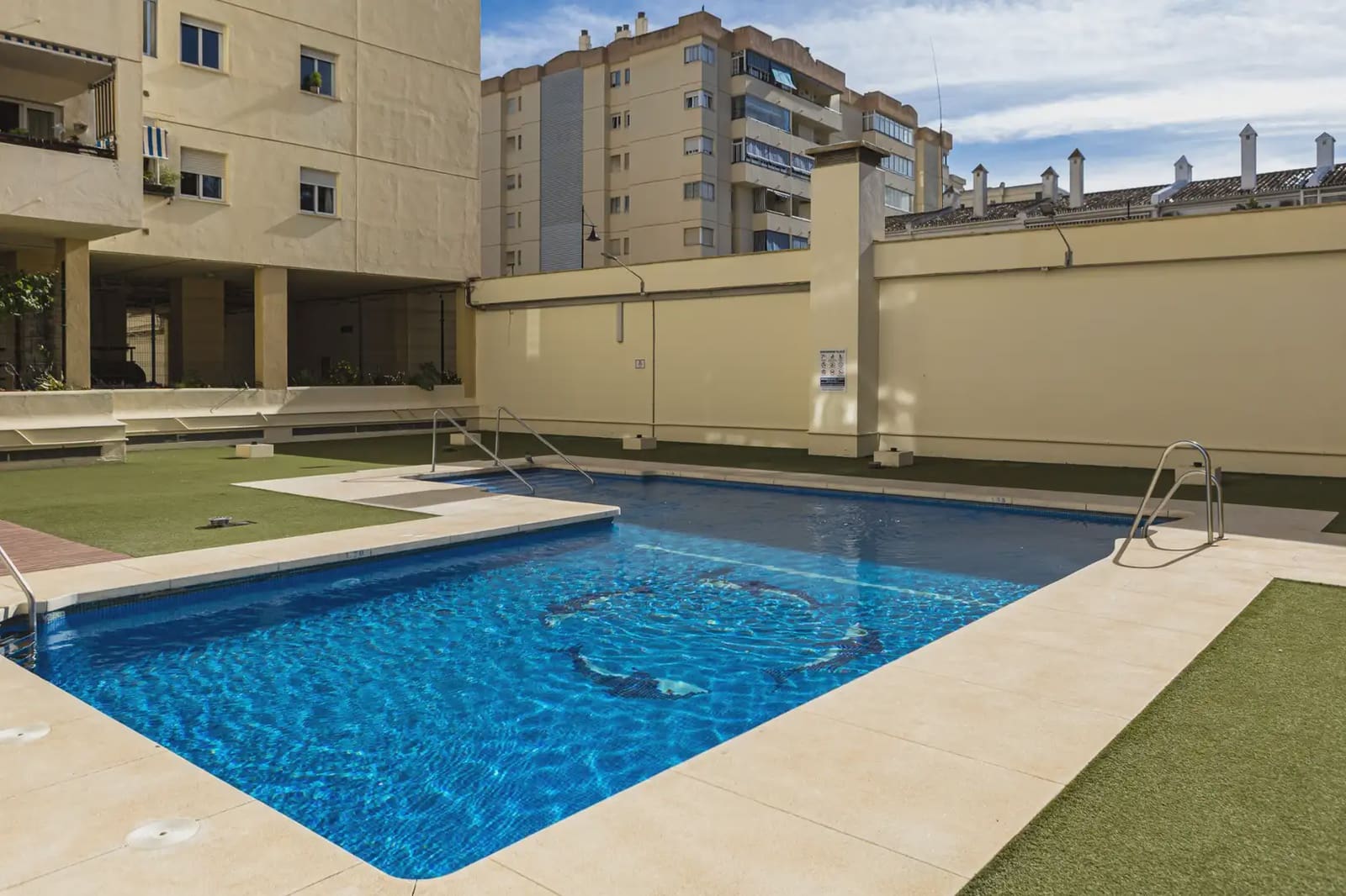 3 soverom Leilighet til salgs i Fuengirola med svømmebasseng - € 115 366 (Ref: 9981165)