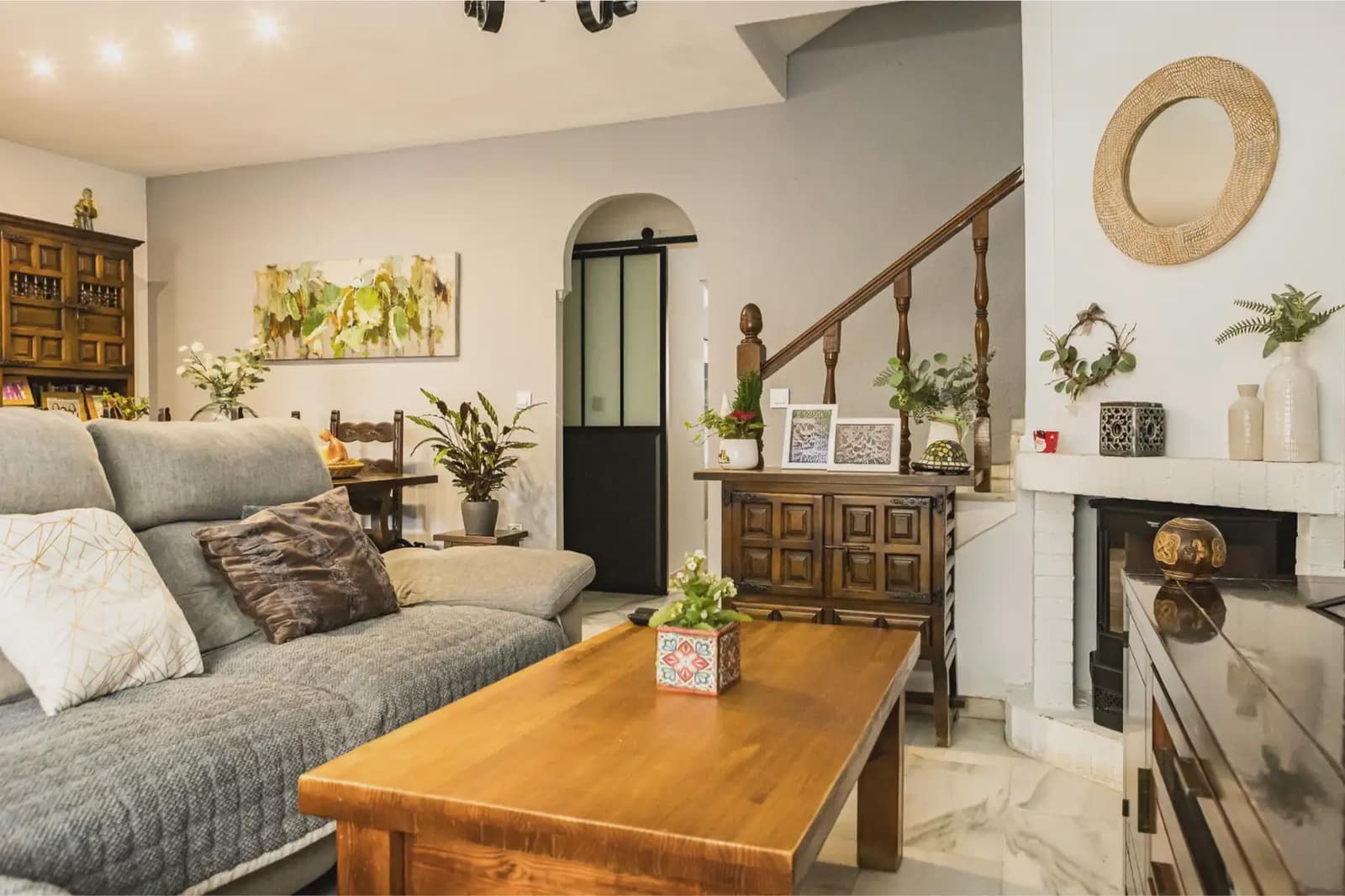 6 soveværelse Rækkehus til salg i Malaga by med garage - € 285.373 (Ref: 9981172)