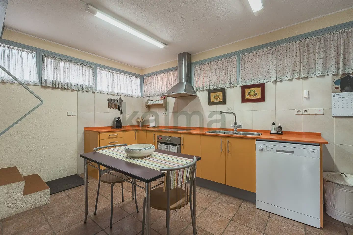 5 bedroom Villa for sale in Molins de Rei with pool garage - € 510,241 (Ref: 9981173)