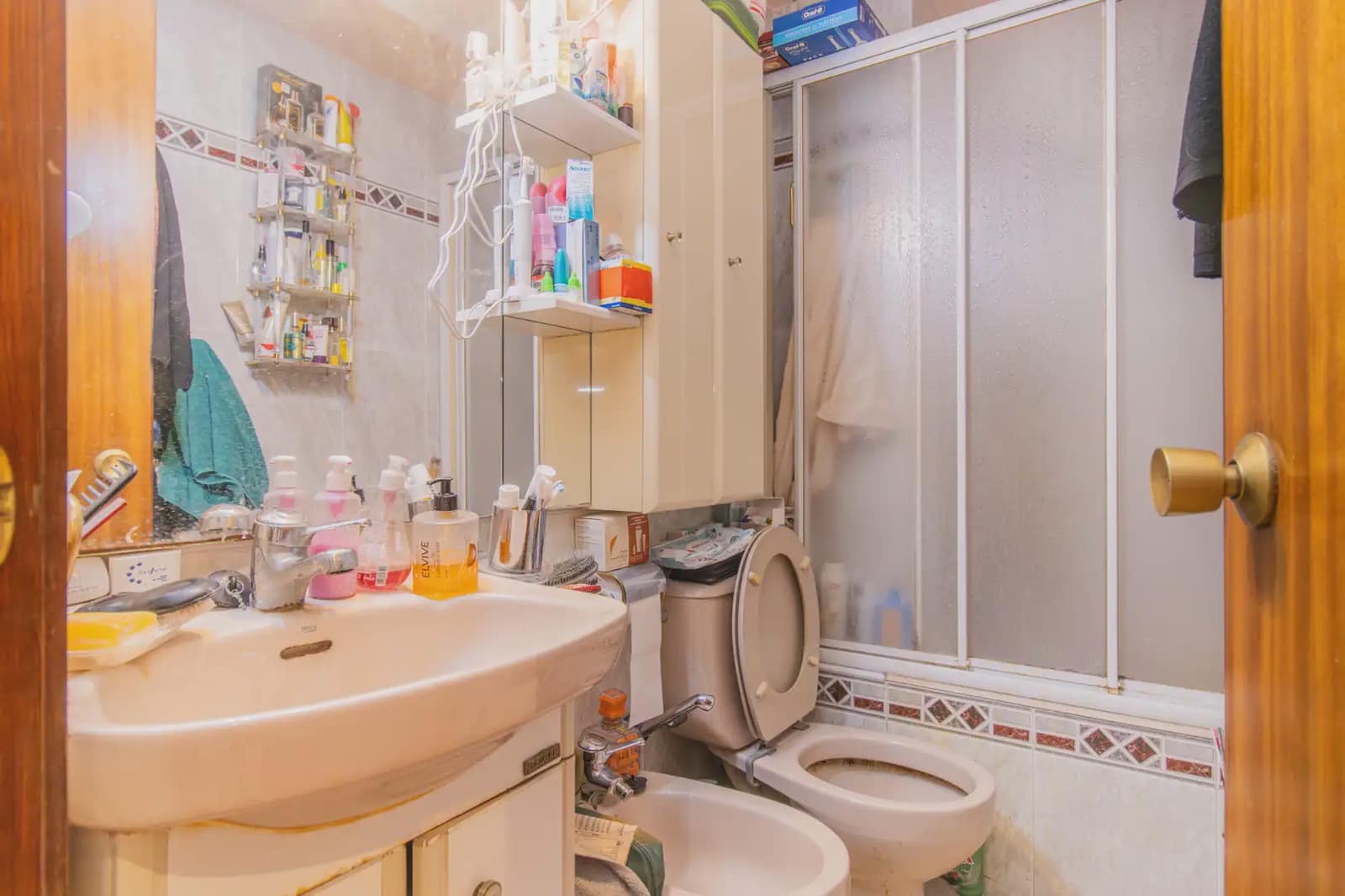 4 slaapkamer Flat te koop in Zaragoza stad - € 100.000 (Ref: 9981174)