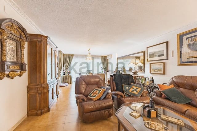 5 chambre Maison de Ville à vendre à Terrassa avec piscine garage - 521 437 € (Ref: 9981177)