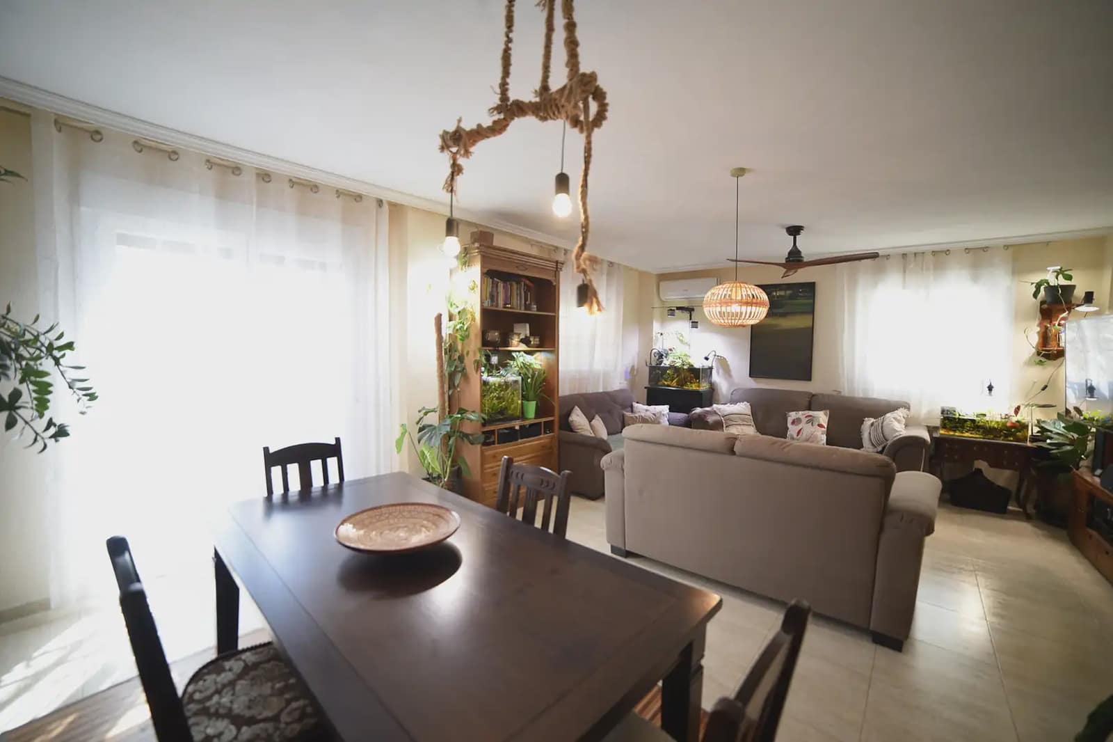 3 slaapkamer Halfvrijstaande villa te koop in Sesena met zwembad garage - € 256.000 (Ref: 9981178)